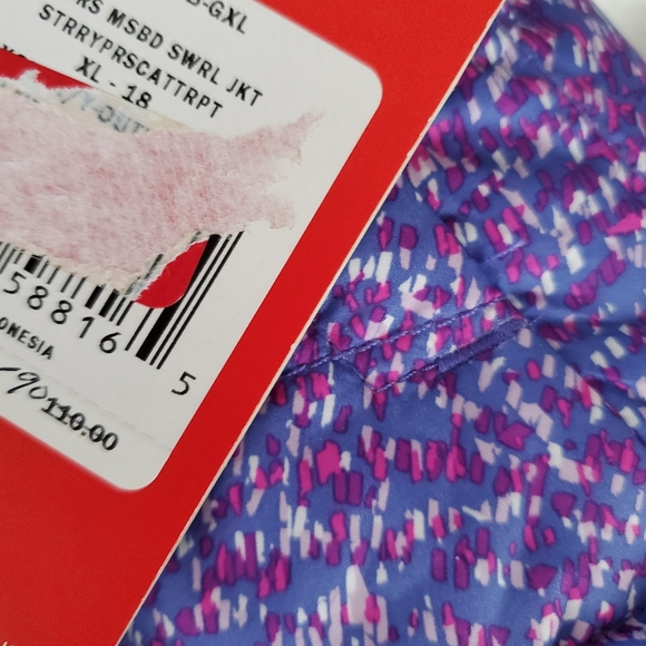 The north face reversible jacket - Picture 3 of 16